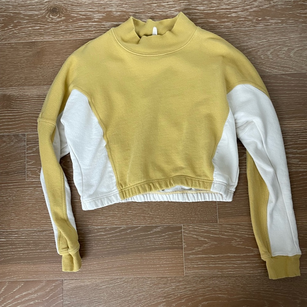 Free people FP MOVEMENT patched up pullover size small